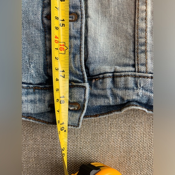 Evidnt Denim Distressed Jean Jacket with Collar NWT Size XS - Picture 10 of 12